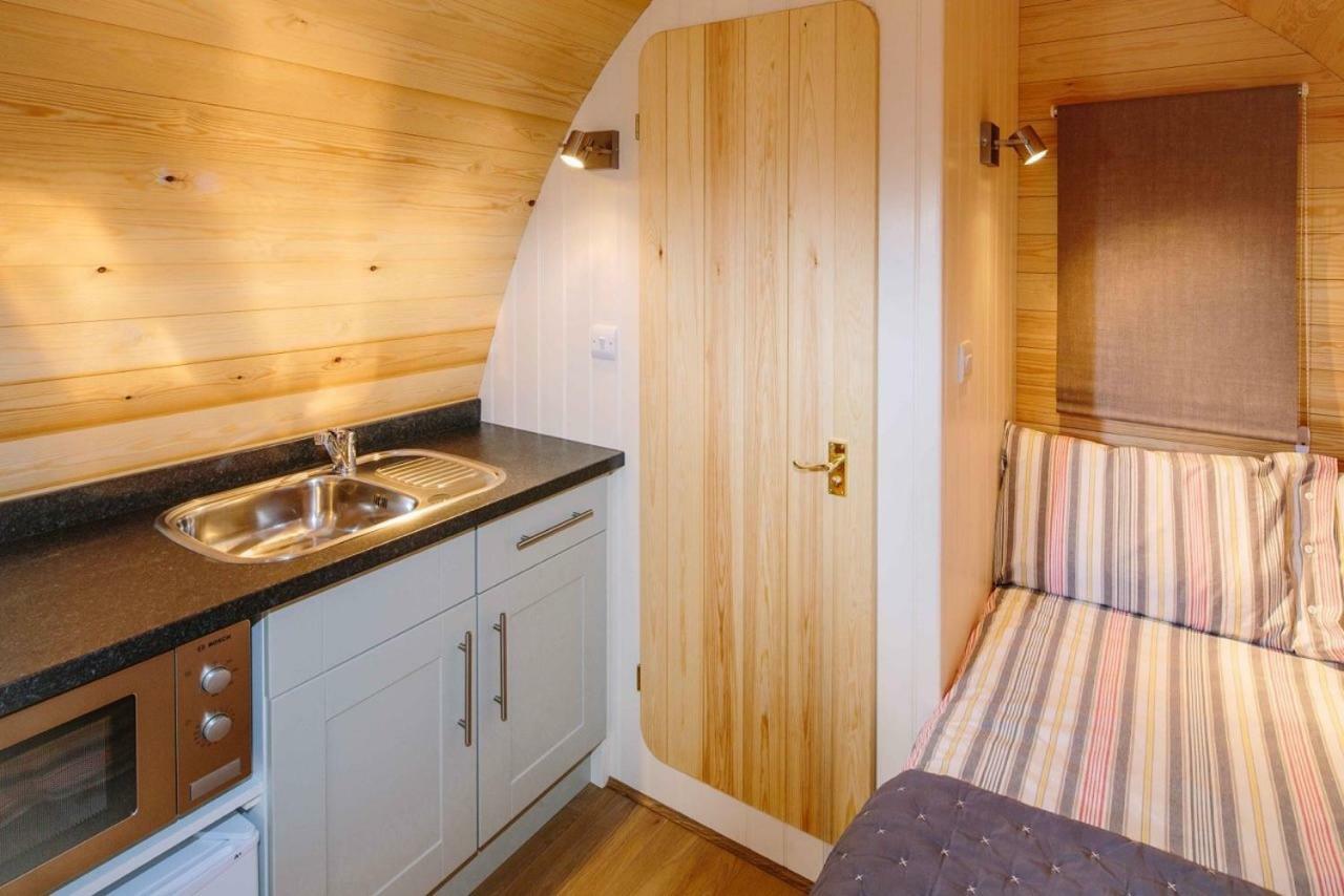 Mallow Glamping Pod Cheltenham Exterior foto