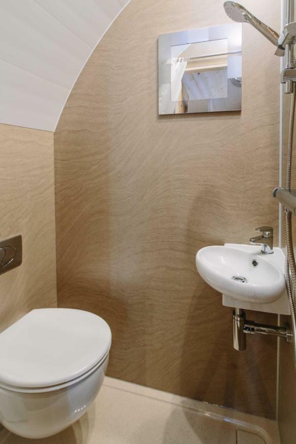 Mallow Glamping Pod Cheltenham Exterior foto